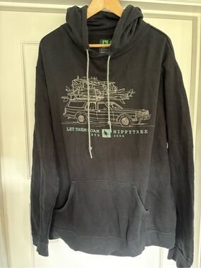 Hippytree Black Graphic Pullover Hoodie - Let Them Roam
